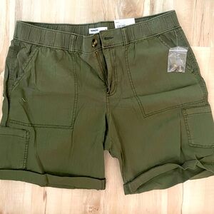 Sonoma cargo shorts. Sz 14 NWT